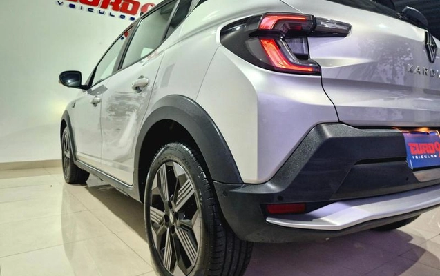 imagem-https://www.socarrao.com.br/sc-vehicle-images-prod/4482528/1793309510097-8603870_8_B_b66b8288bb.jpeg