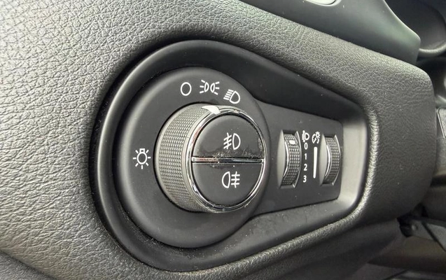 imagem-https://www.socarrao.com.br/sc-vehicle-images-prod/4482529/1793309537746-8602664_12_B_9f90318263.jpeg