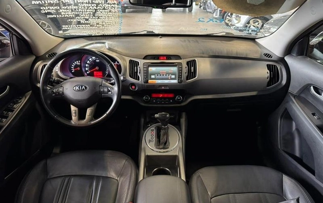 imagem-https://www.socarrao.com.br/sc-vehicle-images-prod/4482608/1793384992936-8549384_12_B_7d62706be2.jpeg