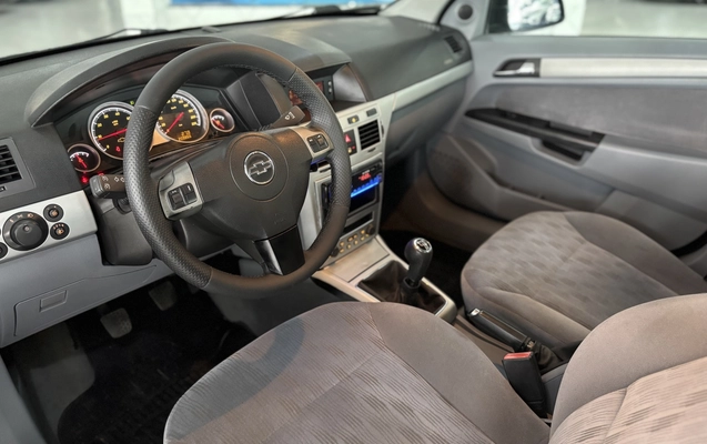 imagem-https://www.socarrao.com.br/sc-vehicle-images-prod/4482648/1793310708222-1_064931.jpg