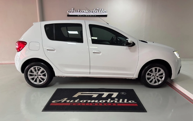 imagem-https://www.socarrao.com.br/sc-vehicle-images-prod/4483024/1793313867766-6e75a966-bbe7-479f-a68d-5f98e7a24194.jpg