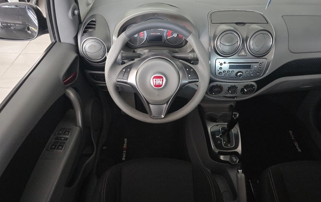 imagem-https://www.socarrao.com.br/sc-vehicle-images-prod/4483648/1793319983126-b608ee4645ad419d8443adc90cdfc5f1_1793319780681.jpg