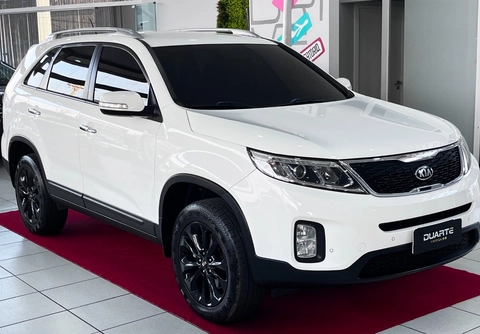 Kia Sorento 2.4 16V 4x2 Aut. 2014 Branco — foto 1 de 3