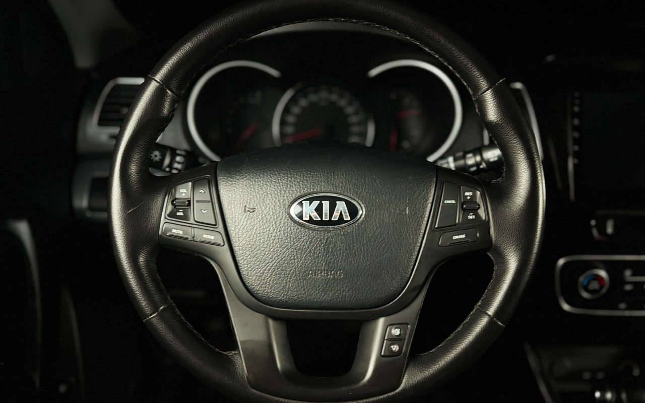 imagem-https://www.socarrao.com.br/sc-vehicle-images-prod/4484119/1793324914780-MDEyLmpwZw.jpg