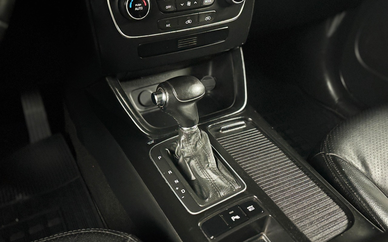 imagem-https://www.socarrao.com.br/sc-vehicle-images-prod/4484119/1793324914949-MDE1LmpwZw.jpg