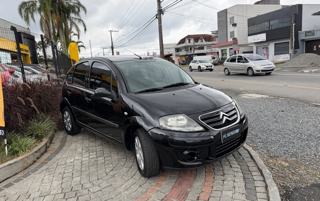 imagem-https://www.socarrao.com.br/sc-vehicle-images-prod/4484205/1793325923713-7512587995f944dea4eb21db87283d2d_1793325848945.jpg