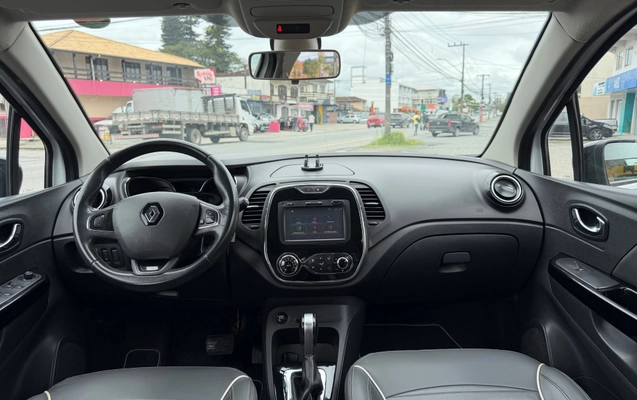 imagem-https://www.socarrao.com.br/sc-vehicle-images-prod/4484270/1793326497979-c9106a4ea3174b5eae12d7f4c91f0ccf_1793326000166.jpg