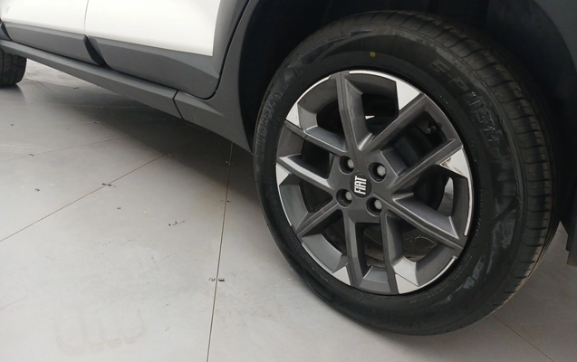 imagem-https://www.socarrao.com.br/sc-vehicle-images-prod/4484711/1793331369828-1_054231.jpg
