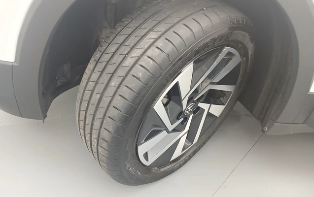 imagem-https://www.socarrao.com.br/sc-vehicle-images-prod/4484895/1793332902978-2_085442.jpg