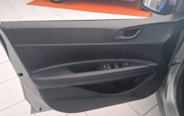 imagem-https://www.socarrao.com.br/sc-vehicle-images-prod/4484932/1793333012728-1_010820.jpg