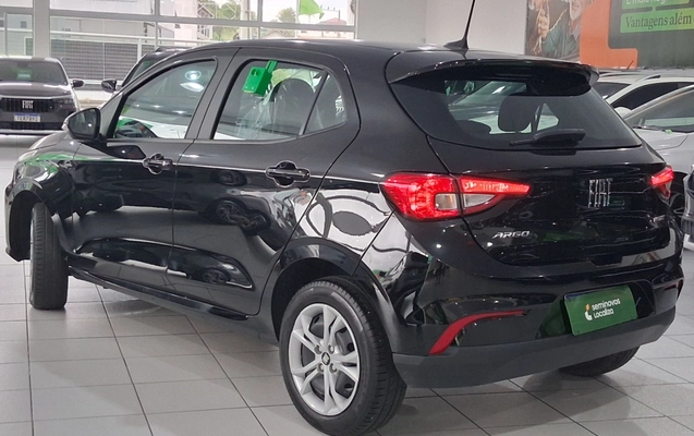 imagem-https://www.socarrao.com.br/sc-vehicle-images-prod/4484973/1793333265319-1_052634.jpg