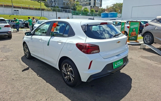 imagem-https://www.socarrao.com.br/sc-vehicle-images-prod/4486729/1793337417558-1_105828.jpg