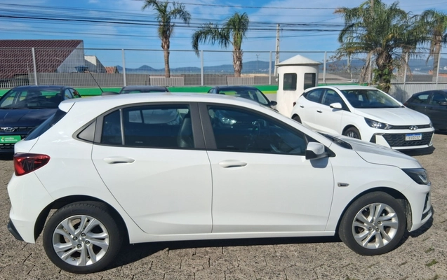imagem-https://www.socarrao.com.br/sc-vehicle-images-prod/4486983/1793338467238-1_035920.jpg