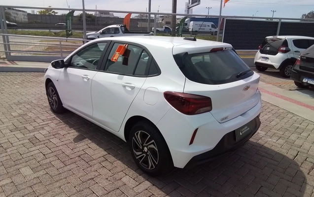 imagem-https://www.socarrao.com.br/sc-vehicle-images-prod/4487180/1793339059730-2_101157.jpg