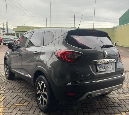imagem-https://www.socarrao.com.br/sc-vehicle-images-prod/4487403/1793360956772-8610855_8_B_67f42f971a.jpeg