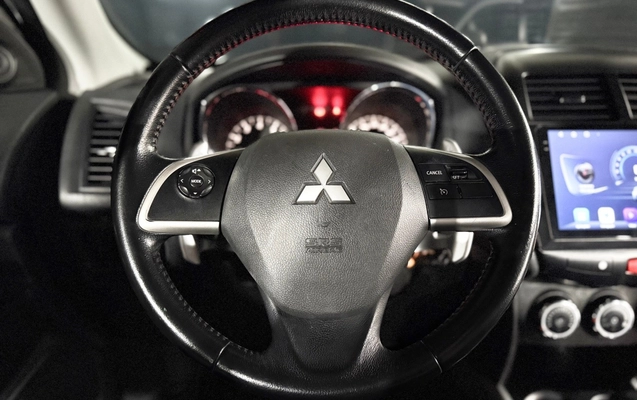 imagem-https://www.socarrao.com.br/sc-vehicle-images-prod/4487406/1793361016849-6_022903.jpg