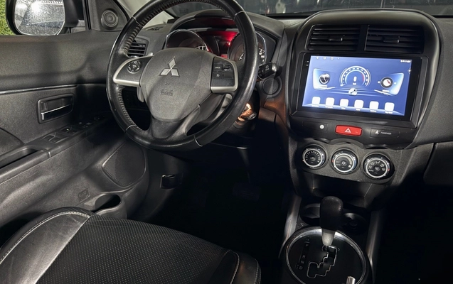 imagem-https://www.socarrao.com.br/sc-vehicle-images-prod/4487406/1793361016854-9_022903.jpg
