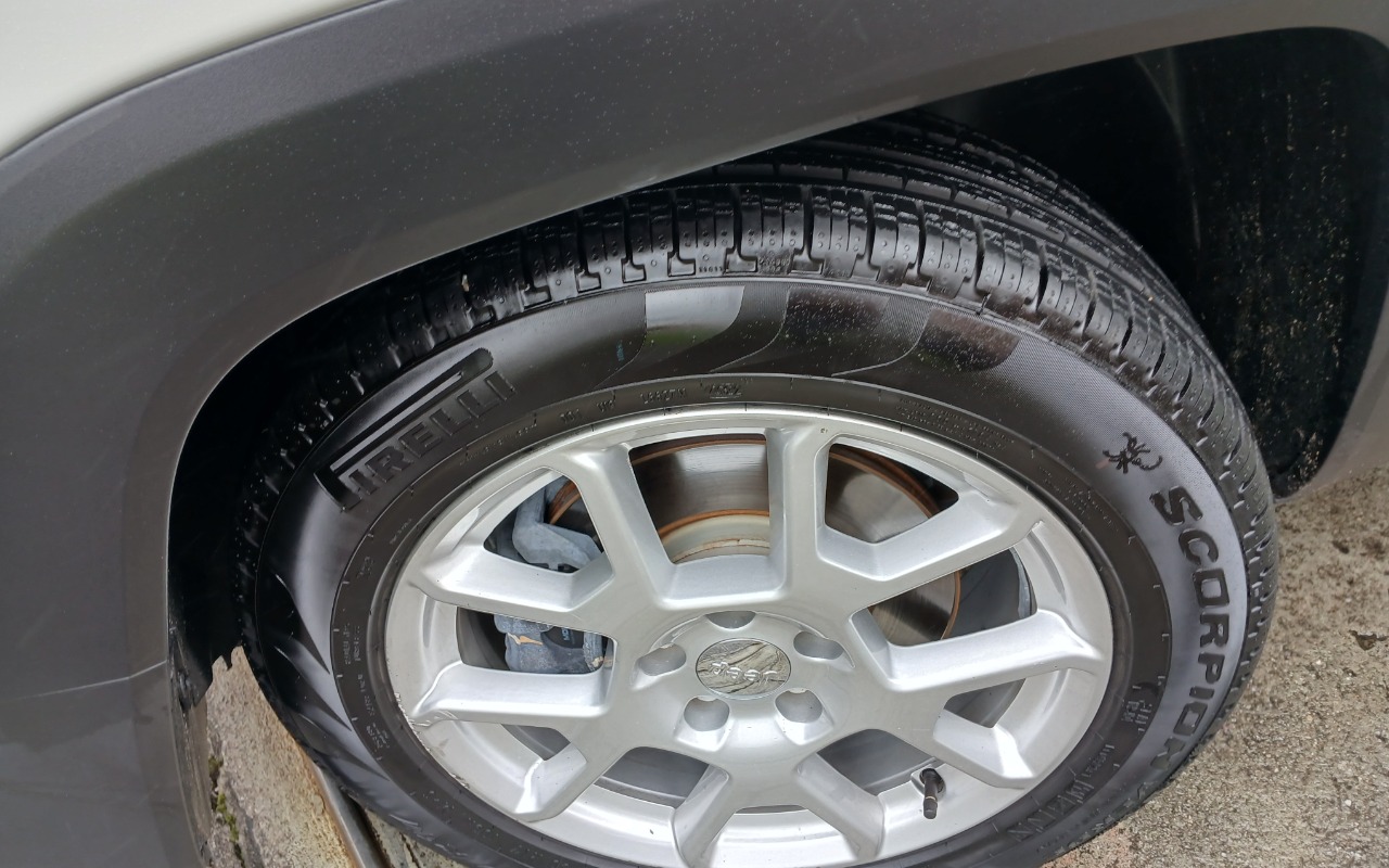 imagem-https://www.socarrao.com.br/sc-vehicle-images-prod/4487421/1793361604164-MTc5MzM2MTEyMTY0NTM2MjIzOTA0MzE4MTI3MTQyMDcuanBn.jpg