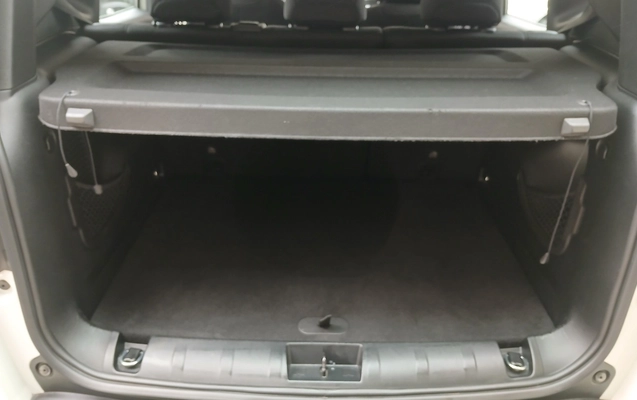 imagem-https://www.socarrao.com.br/sc-vehicle-images-prod/4487421/1793361605941-MTc5MzM2MTM0NjI5MzQ2NDYwMDg4ODM4ODA2MTA5NjUuanBn.jpg
