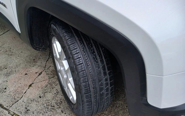 imagem-https://www.socarrao.com.br/sc-vehicle-images-prod/4487421/1793361606343-MTc5MzM2MTQxODA1MDQ0NTc5MzEwMzk0NzI2OTQwMDYuanBn.jpg