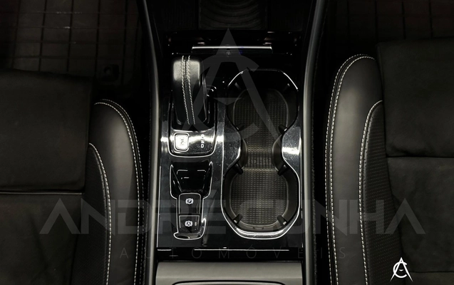 imagem-https://www.socarrao.com.br/sc-vehicle-images-prod/4487440/1793362261774-8c8e1b2b5fa4491aaa716906508e8e43_1792523840301.jpg
