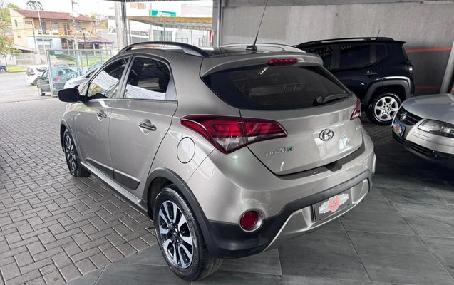 imagem-https://www.socarrao.com.br/sc-vehicle-images-prod/4487463/1793362620711-8612994_3_B_35f449596d.jpeg