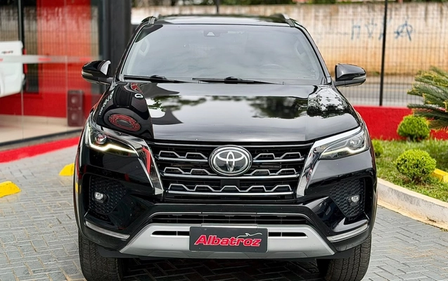 imagem-https://www.socarrao.com.br/sc-vehicle-images-prod/4487519/1793362867207-1_090916.jpg