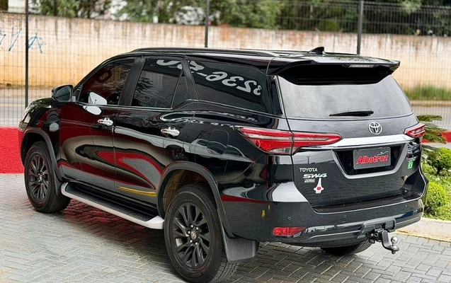 imagem-https://www.socarrao.com.br/sc-vehicle-images-prod/4487519/1793362867216-6_090916.jpg