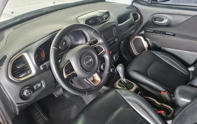 imagem-https://www.socarrao.com.br/sc-vehicle-images-prod/4487971/1793365508550-158469b94e4346db9a608e3e50e7e134_1793365449351.jpg