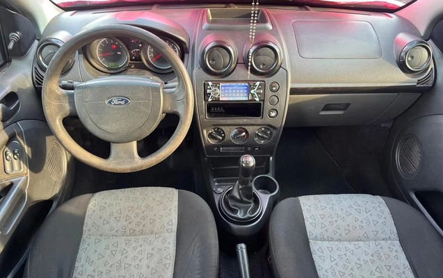 imagem-https://www.socarrao.com.br/sc-vehicle-images-prod/4487973/1793365555660-8583366_8_B_2e02fd1d33.jpeg