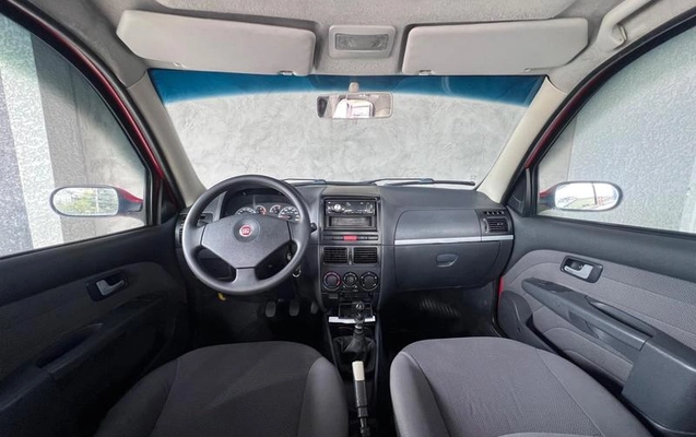 imagem-https://www.socarrao.com.br/sc-vehicle-images-prod/4487980/1793365679189-8578105_14_B_94c8a02063.jpeg