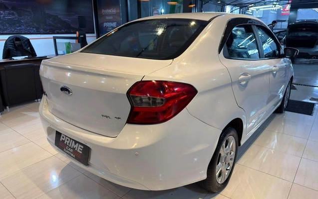 imagem-https://www.socarrao.com.br/sc-vehicle-images-prod/4488059/1793385894541-8606754_1_B_815ea739de.jpeg