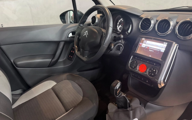 imagem-https://www.socarrao.com.br/sc-vehicle-images-prod/4488132/1793366655987-6d7205ac32054e4cae07207b53864fa9_1793366319876.jpg