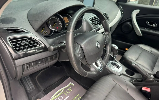 imagem-https://www.socarrao.com.br/sc-vehicle-images-prod/4488148/1793382713880-gb-9783737.jpg
