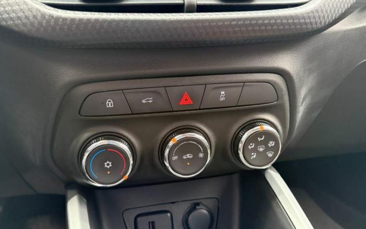 imagem-https://www.socarrao.com.br/sc-vehicle-images-prod/4488166/1793368397998-ODYxNzY0MV81X0JfNDI0YTE5N2RmYy5qcGVn.jpeg