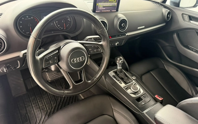 imagem-https://www.socarrao.com.br/sc-vehicle-images-prod/4488461/1793368896514-003_84de2528cf0bc485b8359dd7701b60e6.jpg