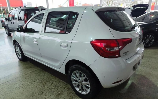 imagem-https://www.socarrao.com.br/sc-vehicle-images-prod/4488699/1793370512518-8457311_5_B_9d43a8ed28.jpeg