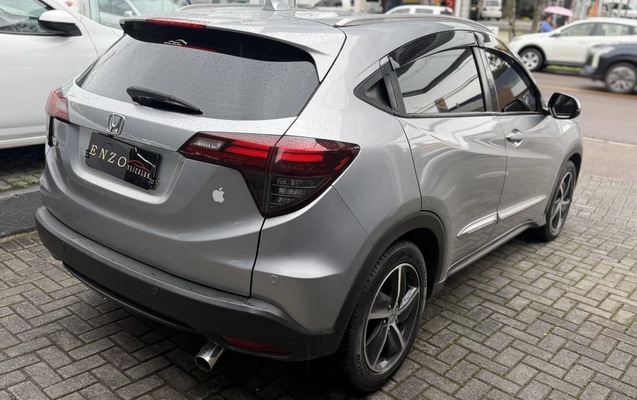 imagem-https://www.socarrao.com.br/sc-vehicle-images-prod/4488917/1793372503466-vehicle_image_1793372445_d58500e34155c31e2531a8e3c9ffe84f.jpeg