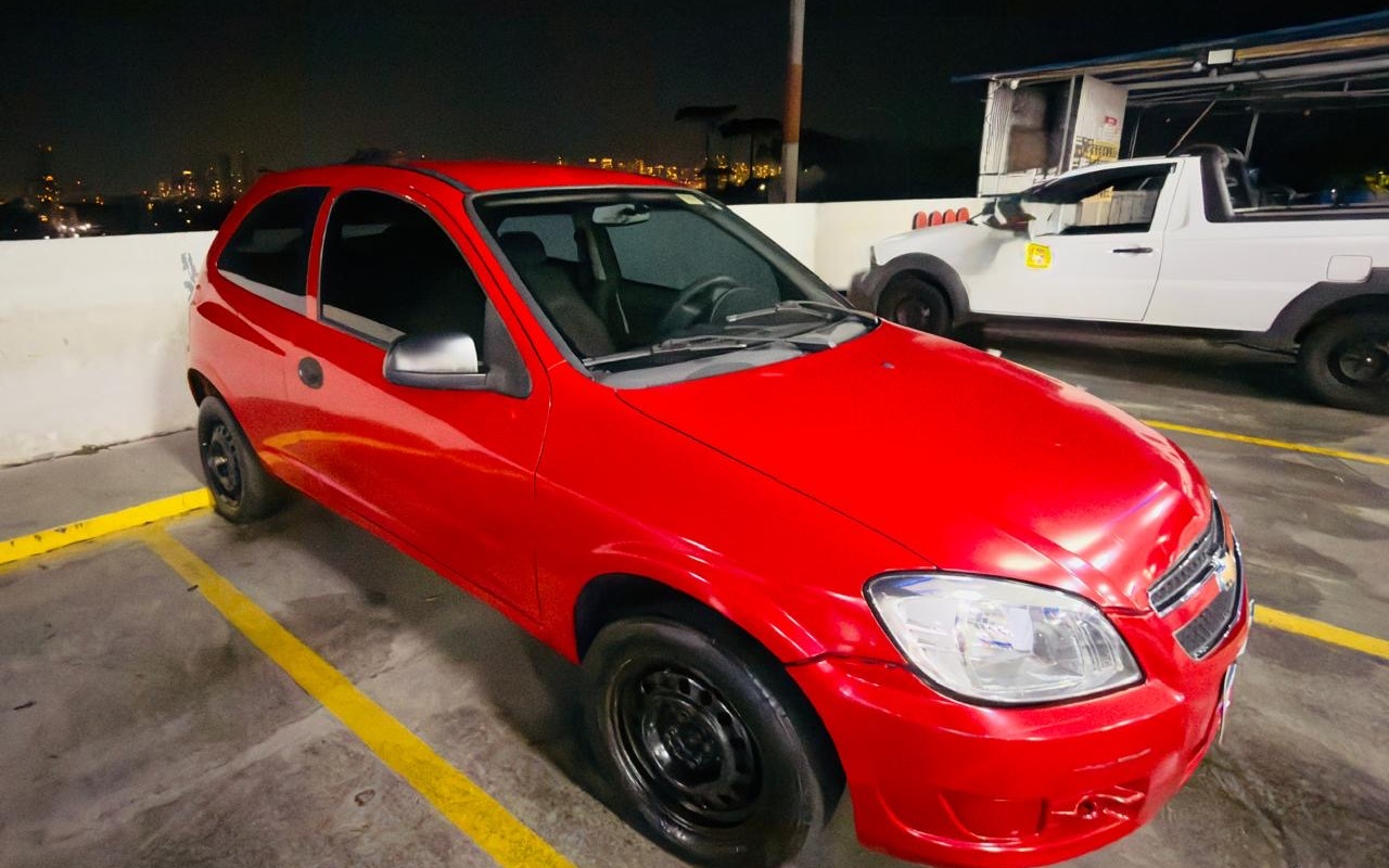 imagem-https://www.socarrao.com.br/sc-vehicle-images-prod/4488977/1793393257030-ZjAxOGEyZDItNGQwNi00MmZlLTg1MDMtYjQwYjVlYmFjNWY2LkpQRw.JPG