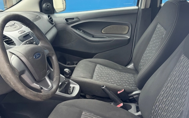 imagem-https://www.socarrao.com.br/sc-vehicle-images-prod/4489364/1793375808340-SU1HXzcyMzcuanBlZw.jpeg