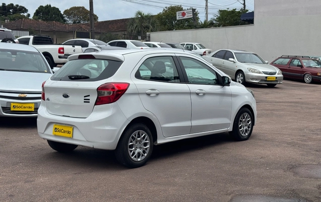 imagem-https://www.socarrao.com.br/sc-vehicle-images-prod/4489364/1793375808608-SU1HXzcyNDIuanBlZw.jpeg