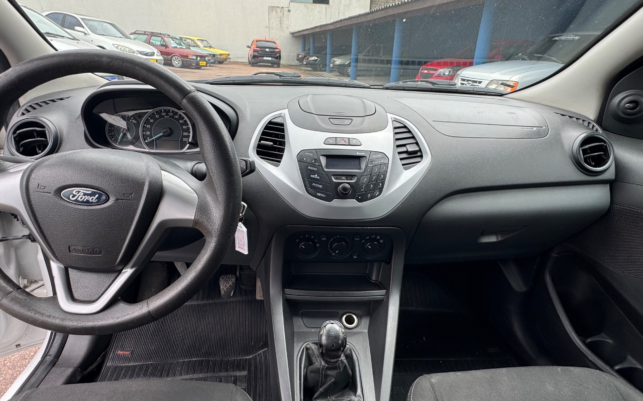 imagem-https://www.socarrao.com.br/sc-vehicle-images-prod/4489364/1793375808739-SU1HXzcyNDAuanBlZw.jpeg