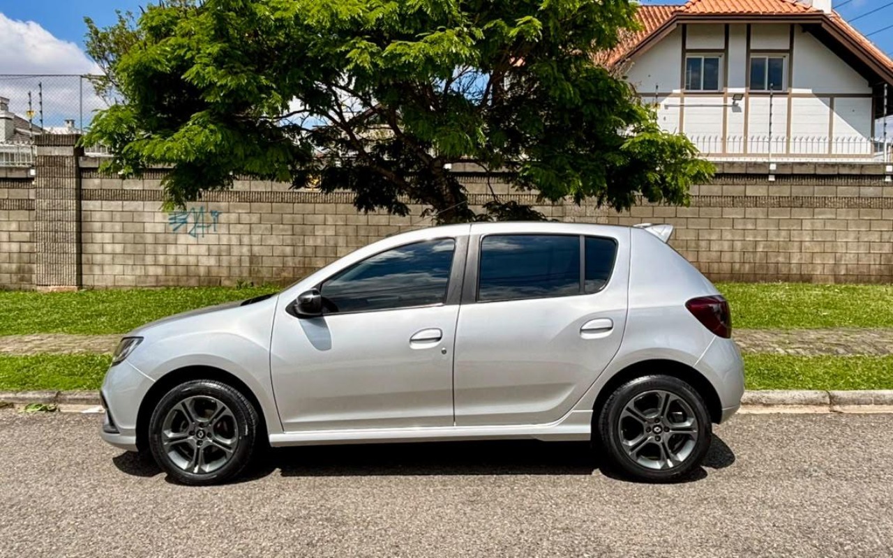 imagem-https://www.socarrao.com.br/sc-vehicle-images-prod/4489407/1793376065773-V2hhdHNBcHAgSW1hZ2UgMjAyNi0xMC0xNCBhdCAxNi41OC4yOC5qcGVn.jpeg