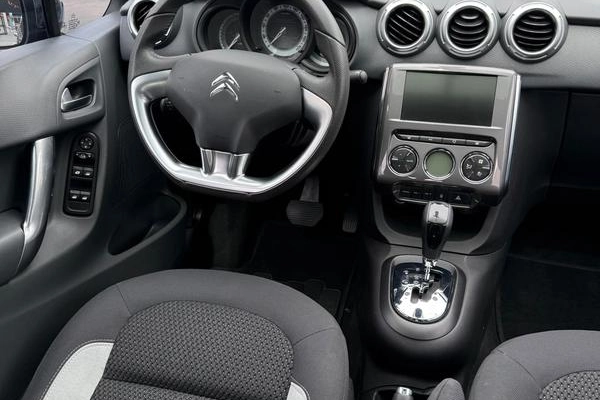 imagem-https://www.socarrao.com.br/sc-vehicle-images-prod/4489566/1793377251607-8622400_14_B_0de501d41f.jpeg