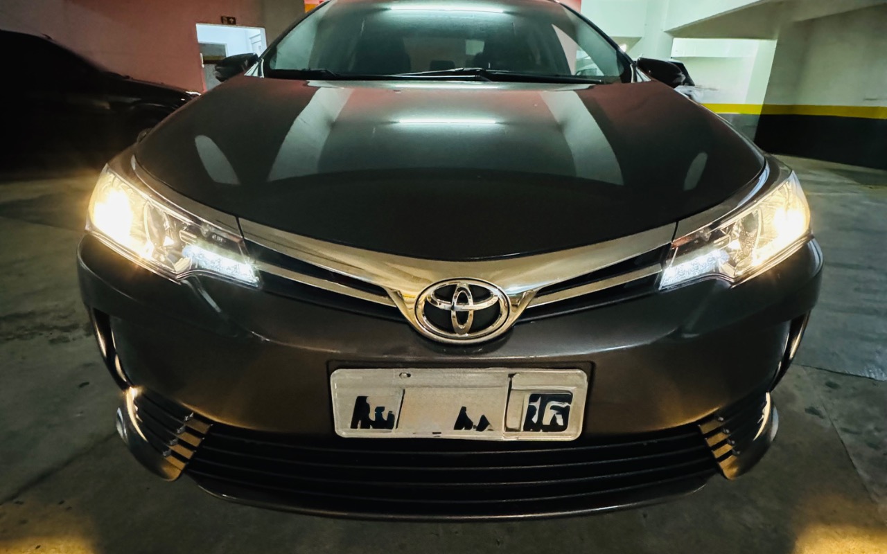 Toyota Corolla 2019 Cinza — foto 1 de 3
