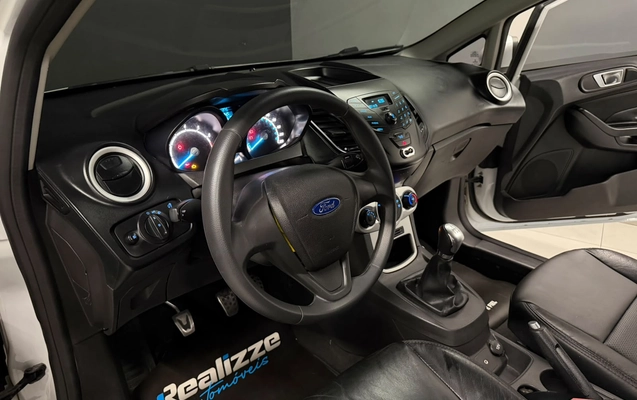 imagem-https://www.socarrao.com.br/sc-vehicle-images-prod/4489849/1793379390747-003_9084cef7f7c0dd5f62d364f93fb6f9d0.jpg