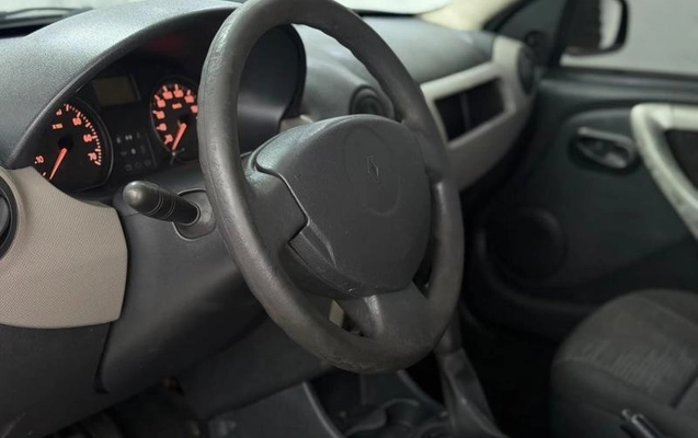 imagem-https://www.socarrao.com.br/sc-vehicle-images-prod/4489910/1793379883049-8623015_14_B_22623ce9fb.jpeg