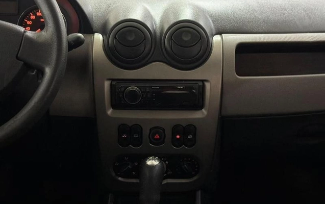 imagem-https://www.socarrao.com.br/sc-vehicle-images-prod/4489910/1793379883061-8623015_13_B_4c42e04dd2.jpeg