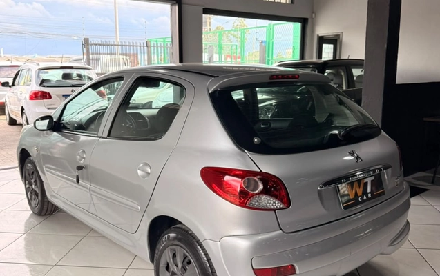 imagem-https://www.socarrao.com.br/sc-vehicle-images-prod/4489912/1793379915830-V2hhdHNBcHAgSW1hZ2UgMjAyNi0xMC0zMCBhdCAxMy41OS40NyAoMSkuanBlZw.jpeg