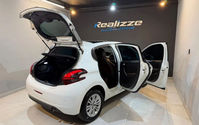 imagem-https://www.socarrao.com.br/sc-vehicle-images-prod/4490032/1793380832899-003_9b1214817f01403111bb509a6b1b15f4.jpg
